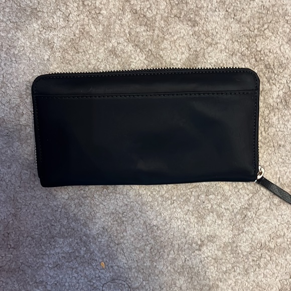 Kate Spade non leather woman’s wallet - Picture 2 of 3